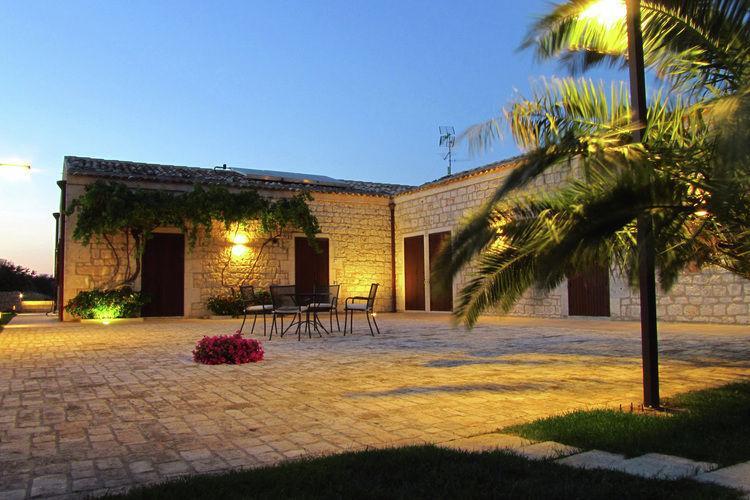 Casa Al Castello Ragusa Exterior foto